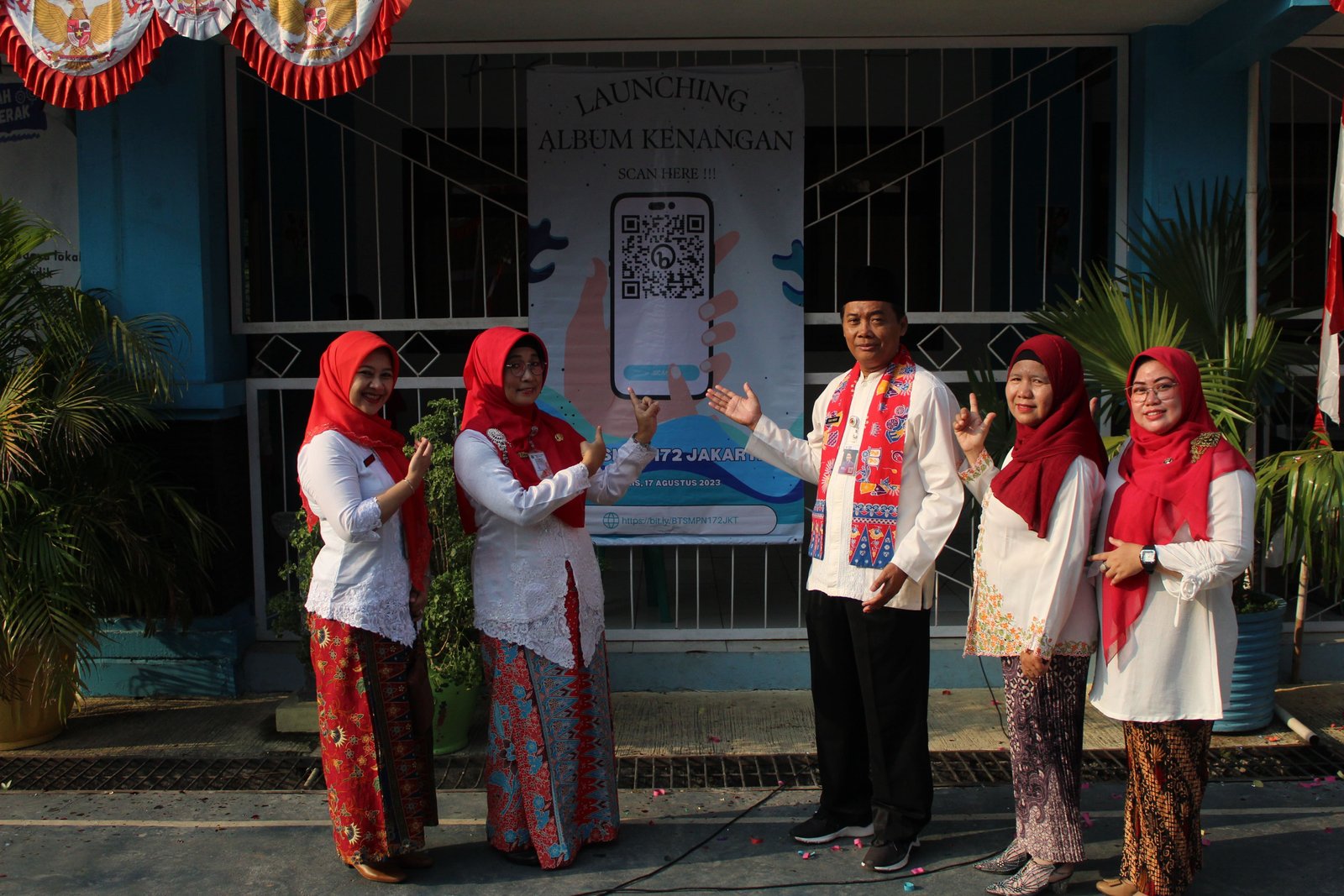 Launching Album Kenangan SMP Negeri 172 Jakarta